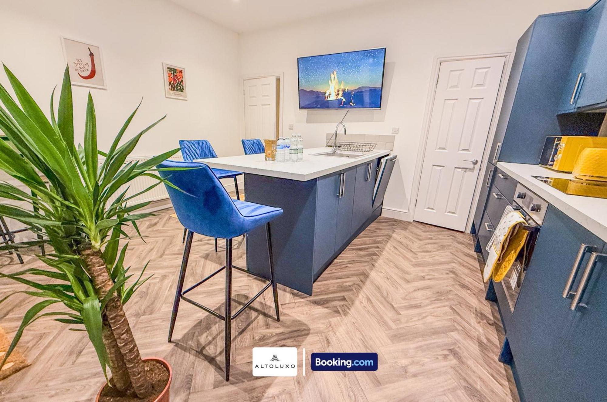Hébergement de vacances Deluxe 4 Bedroom Near Centre By Altoluxoexperience Short Lets & Serviced With Free Parking & Wifi Bristol