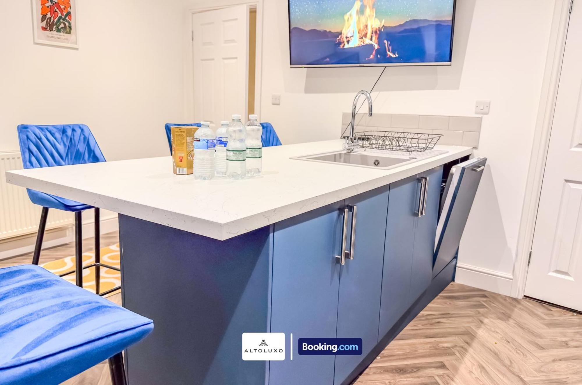 Deluxe 4 Bedroom Near Centre By Altoluxoexperience Short Lets & Serviced With Free Parking & Wifi * Bristol