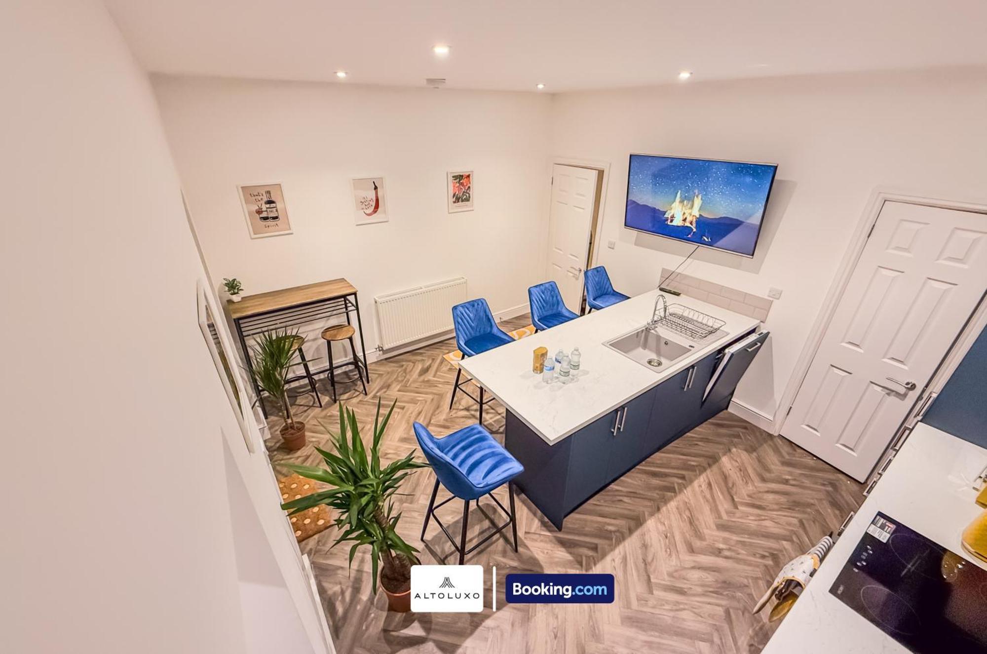 Deluxe 4 Bedroom Near Centre By Altoluxoexperience Short Lets & Serviced With Free Parking & Wifi * Bristol